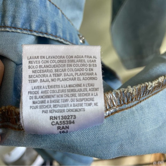 WRANGLER JEAN SHIRT, Size S - Picture 9 of 9